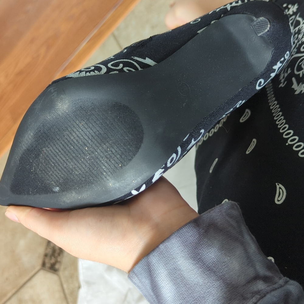 Cape Robin Black thigh high boots - Picture 2 of 6